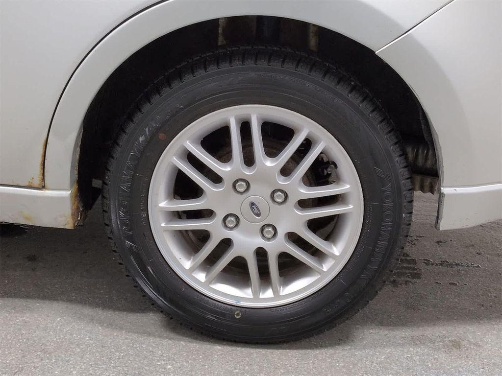used 2010 Ford Focus car, priced at $2,400