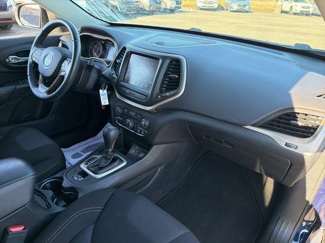 used 2016 Jeep Cherokee car, priced at $13,781