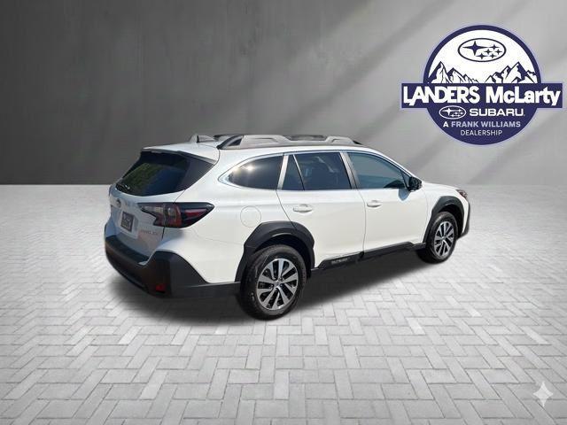 used 2025 Subaru Outback car, priced at $30,962