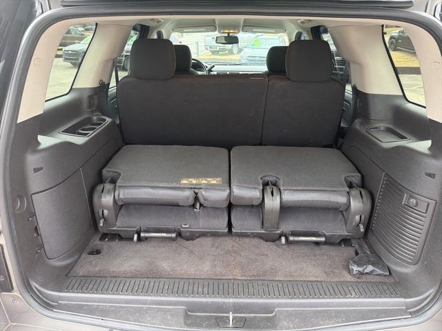 used 2012 GMC Yukon car, priced at $12,000