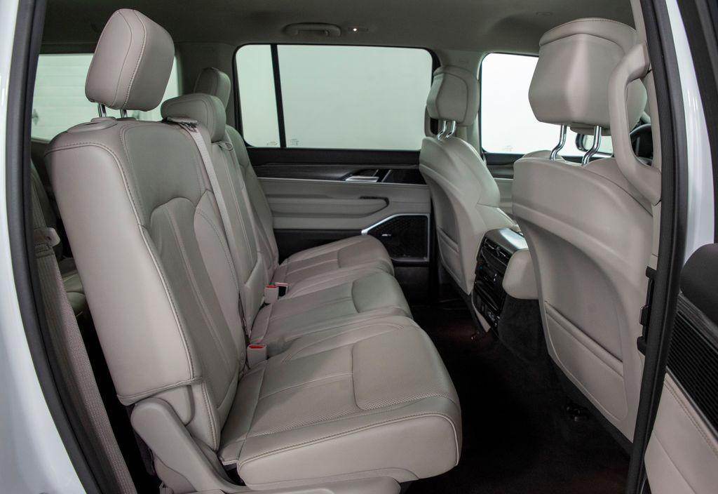 used 2024 Jeep Wagoneer car, priced at $35,889