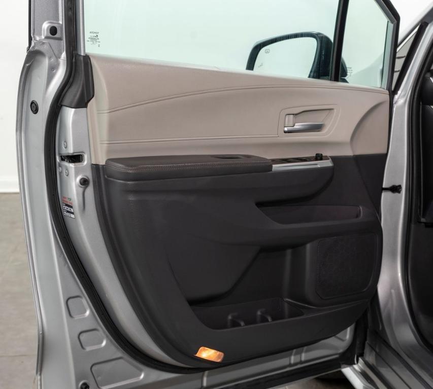 used 2023 Toyota Sienna car, priced at $34,999