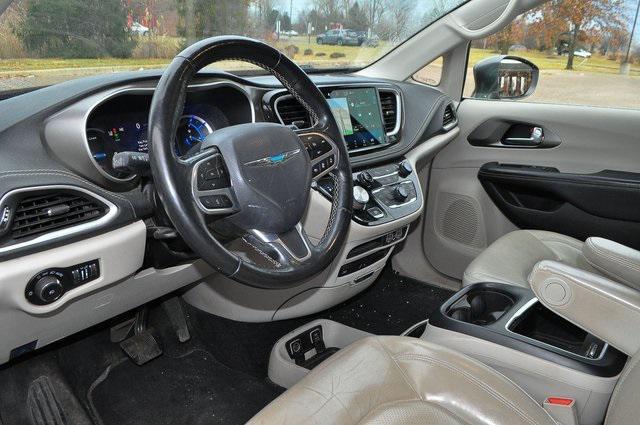 used 2021 Chrysler Pacifica Hybrid car, priced at $17,621