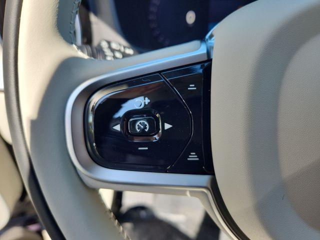 new 2026 Volvo XC60 Plug-In Hybrid car, priced at $76,350