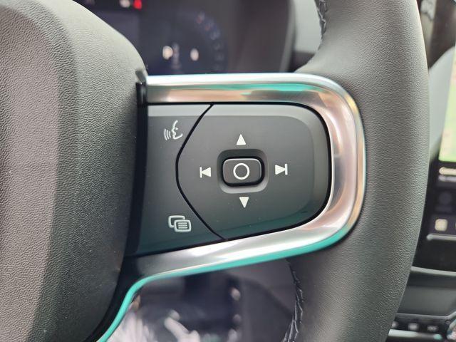 new 2026 Volvo XC40 car, priced at $50,260