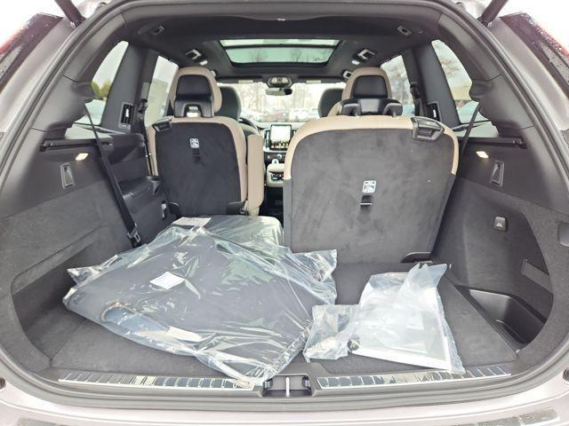 new 2026 Volvo XC90 car, priced at $76,245