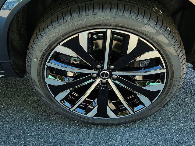 new 2026 Volvo XC90 car, priced at $78,870