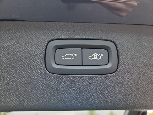 new 2026 Volvo XC90 Plug-In Hybrid car, priced at $87,625