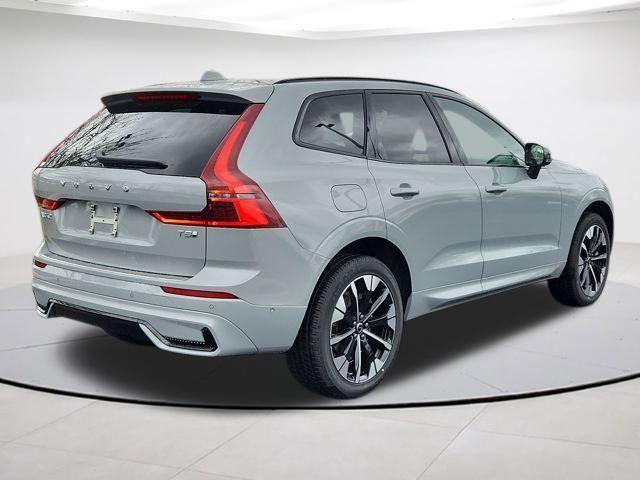 new 2026 Volvo XC60 Plug-In Hybrid car, priced at $69,405