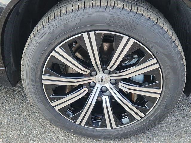 used 2025 Volvo XC90 car, priced at $46,745