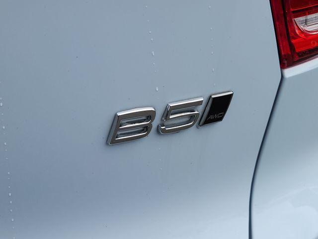 used 2025 Volvo XC40 car, priced at $32,495
