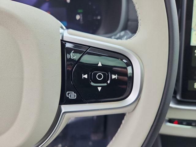 new 2026 Volvo XC90 Plug-In Hybrid car, priced at $85,625