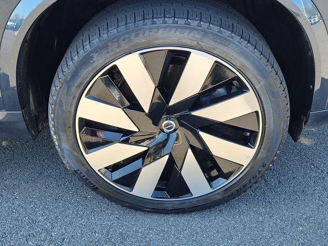 used 2023 Volvo XC90 Recharge Plug-In Hybrid car, priced at $52,995