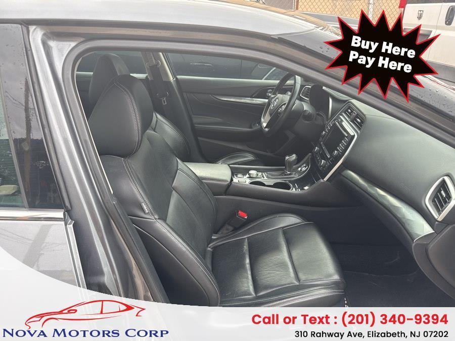 used 2020 Nissan Maxima car, priced at $5,999