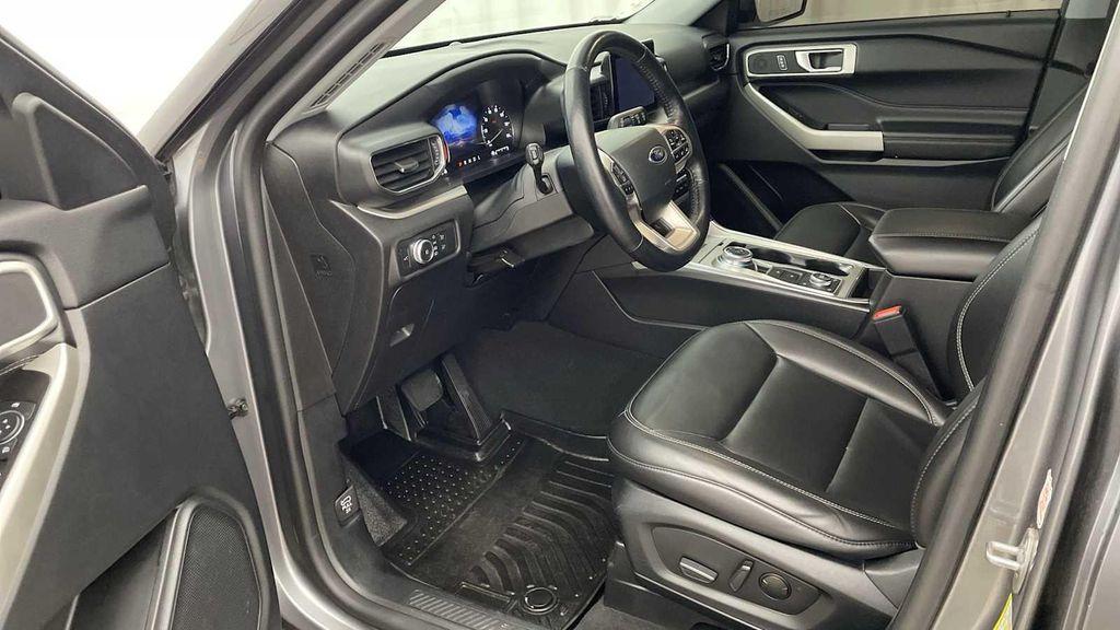 used 2022 Ford Explorer car, priced at $23,833