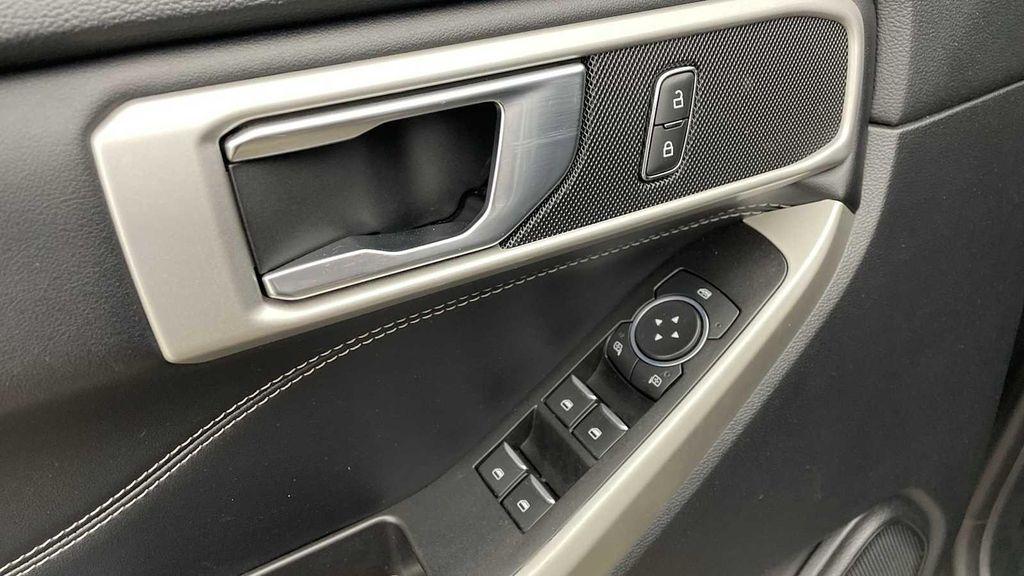 used 2022 Ford Explorer car, priced at $23,833