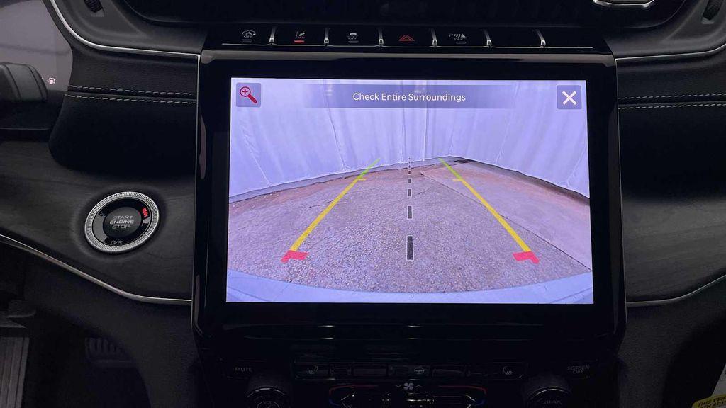 new 2025 Jeep Grand Cherokee car, priced at $45,305