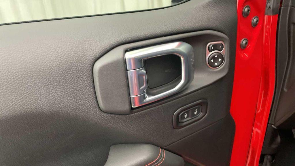 new 2026 Jeep Wrangler car, priced at $61,960