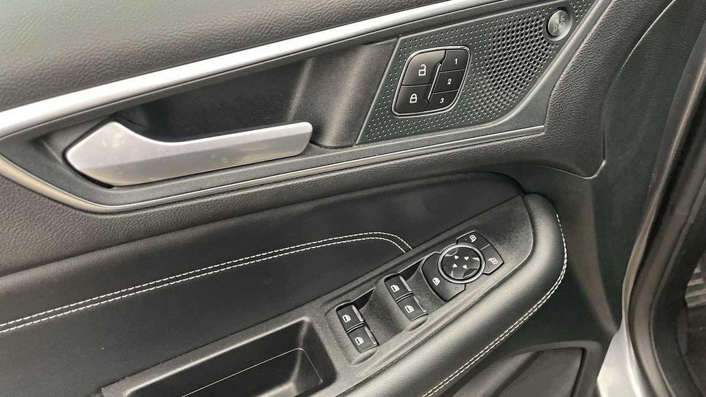 used 2024 Ford Edge car, priced at $24,500