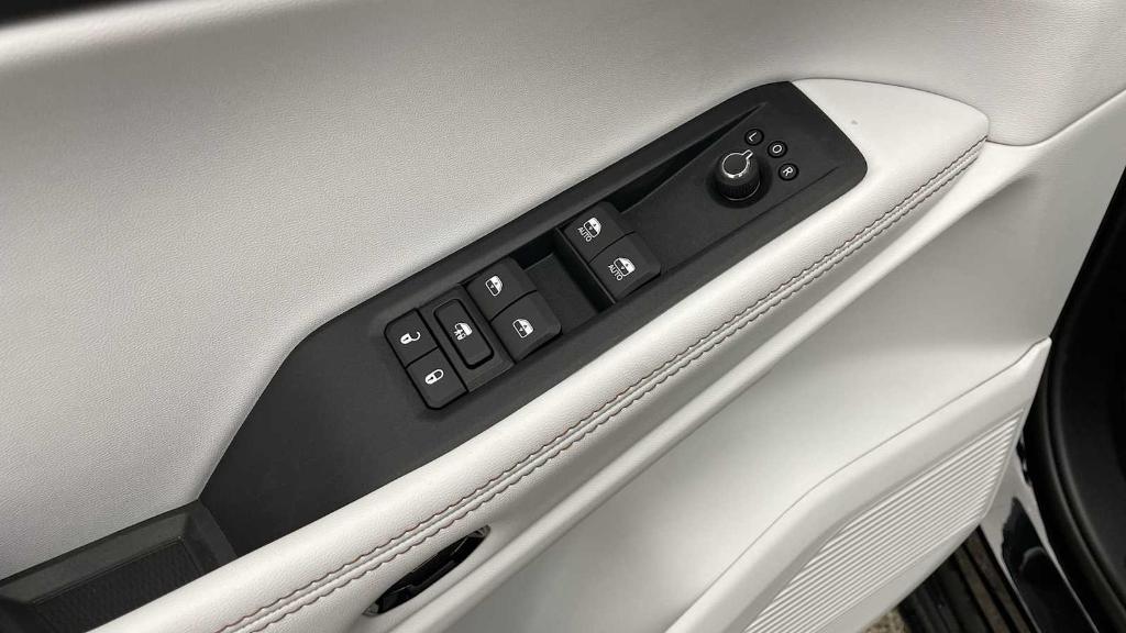 new 2026 Jeep Cherokee car, priced at $41,478