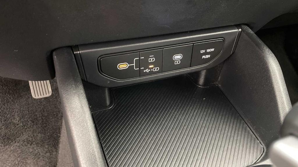 used 2025 Kia K4 car, priced at $21,500