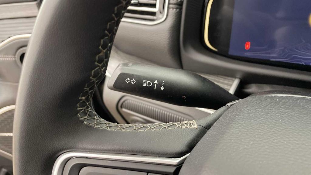 used 2023 Jeep Wagoneer L car, priced at $39,998