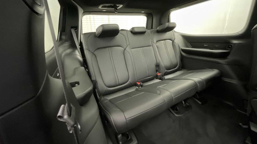 new 2026 Jeep Grand Wagoneer car, priced at $72,312