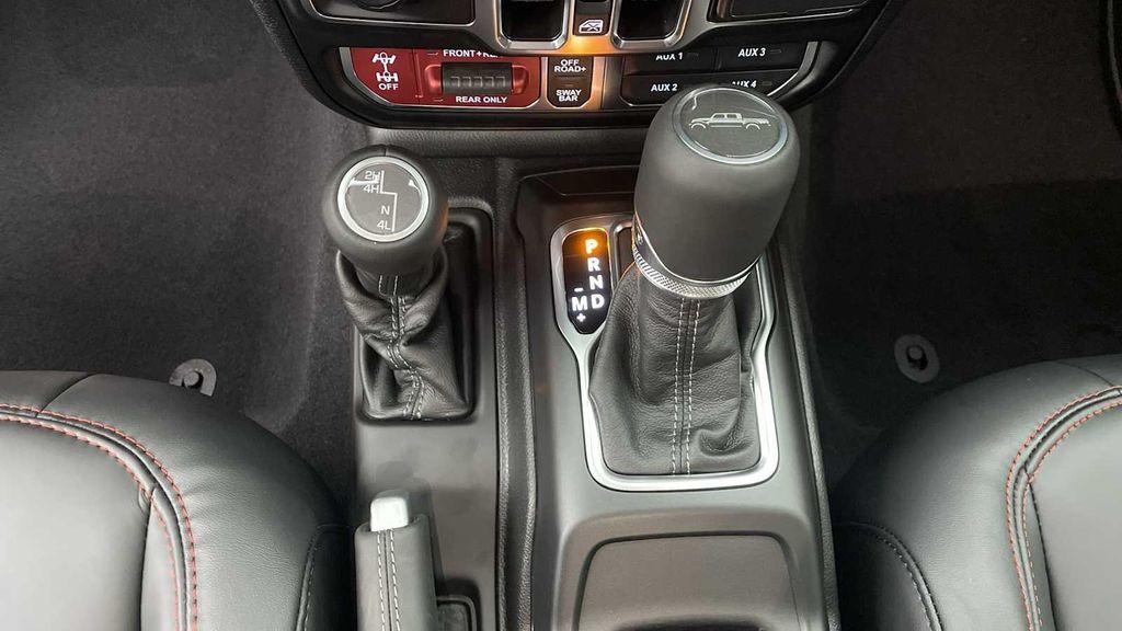 new 2025 Jeep Gladiator car, priced at $49,759