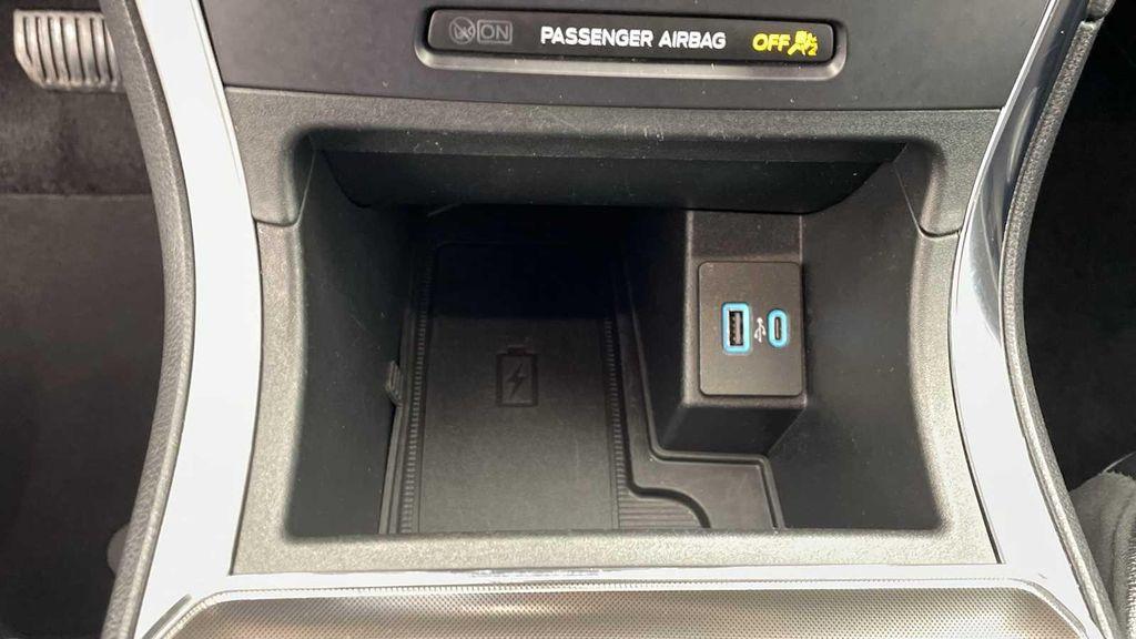 used 2024 Ford Edge car, priced at $27,485