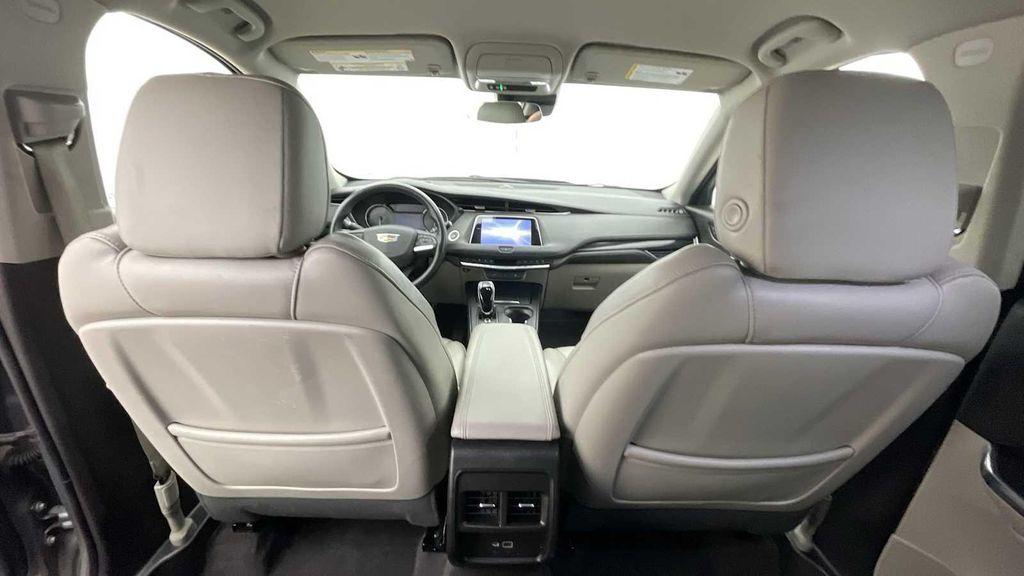 used 2023 Cadillac XT4 car, priced at $24,299