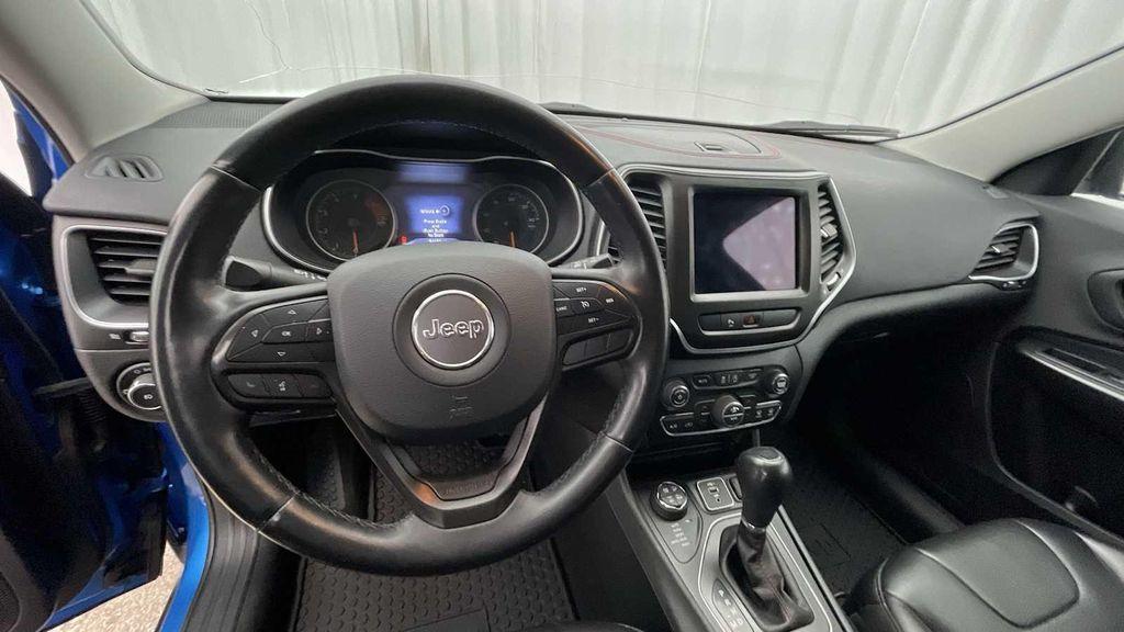 used 2019 Jeep Cherokee car, priced at $22,495