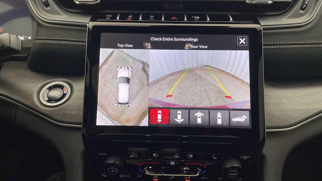 new 2025 Jeep Grand Cherokee car, priced at $55,680