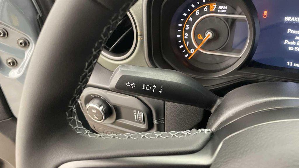 new 2025 Jeep Gladiator car, priced at $50,771