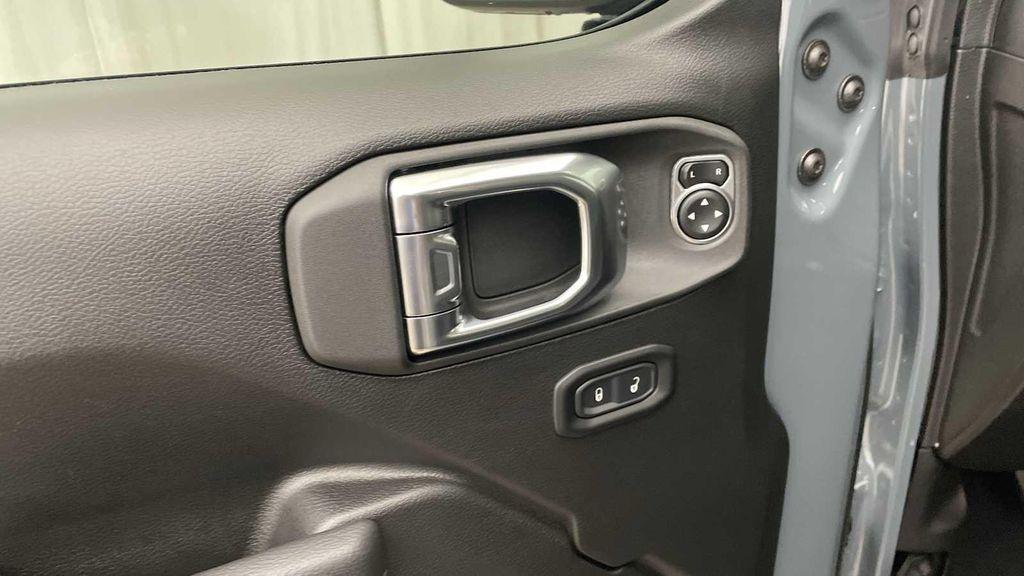 new 2026 Jeep Wrangler car, priced at $53,292