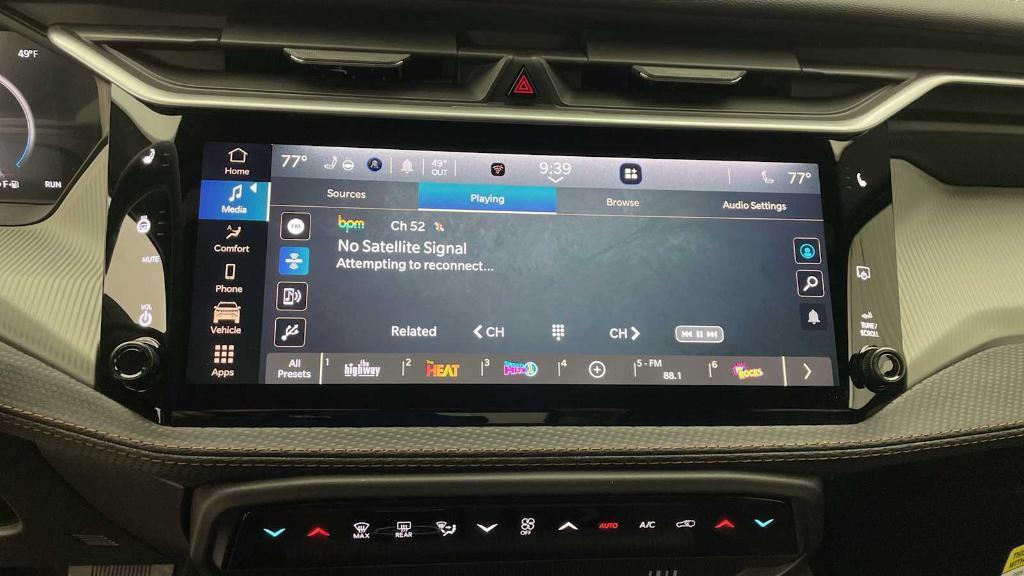 new 2026 Jeep Cherokee car, priced at $38,293