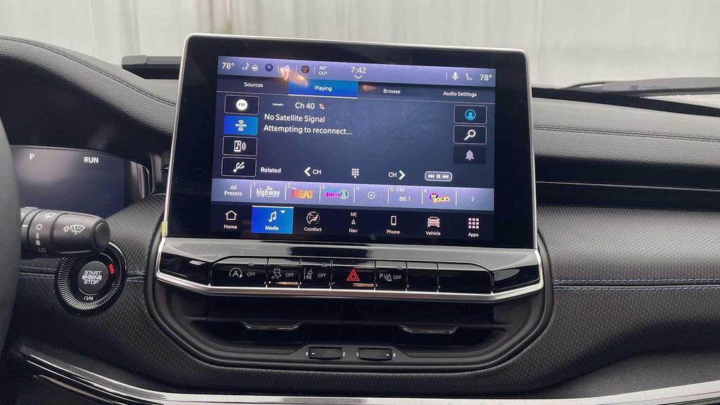 new 2026 Jeep Compass car, priced at $37,820