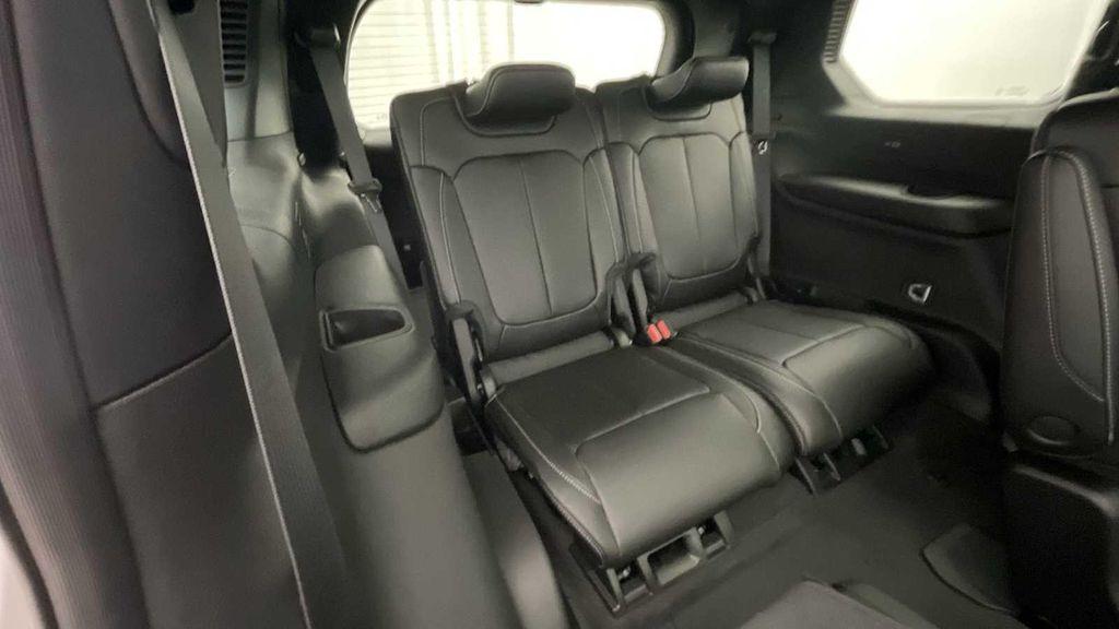 new 2025 Jeep Grand Cherokee L car, priced at $47,024