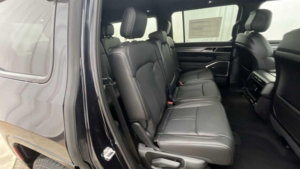 new 2025 Jeep Wagoneer car, priced at $59,954