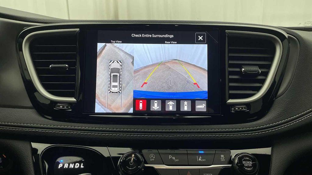 new 2026 Chrysler Pacifica car, priced at $46,885