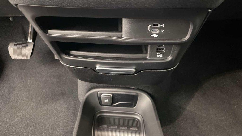 new 2026 Chrysler Pacifica car, priced at $46,885