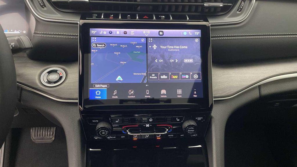 new 2025 Jeep Grand Cherokee car, priced at $47,980