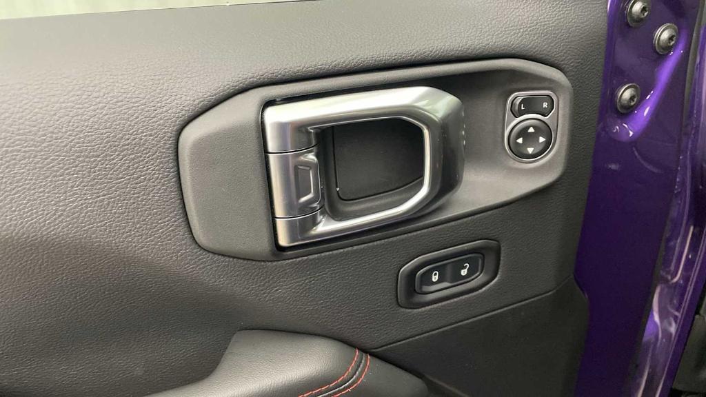 new 2026 Jeep Gladiator car, priced at $56,954