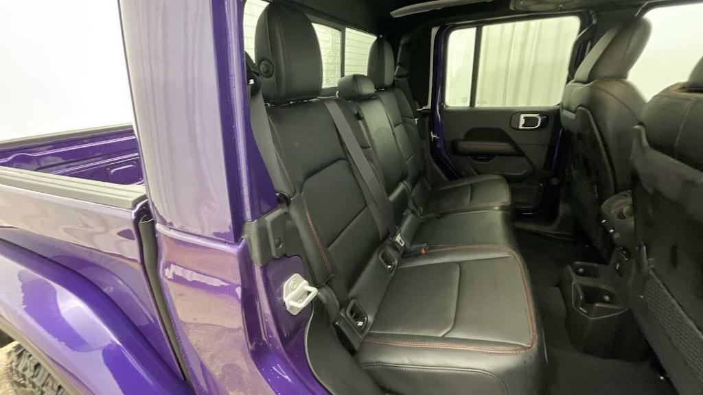 new 2026 Jeep Gladiator car, priced at $56,954