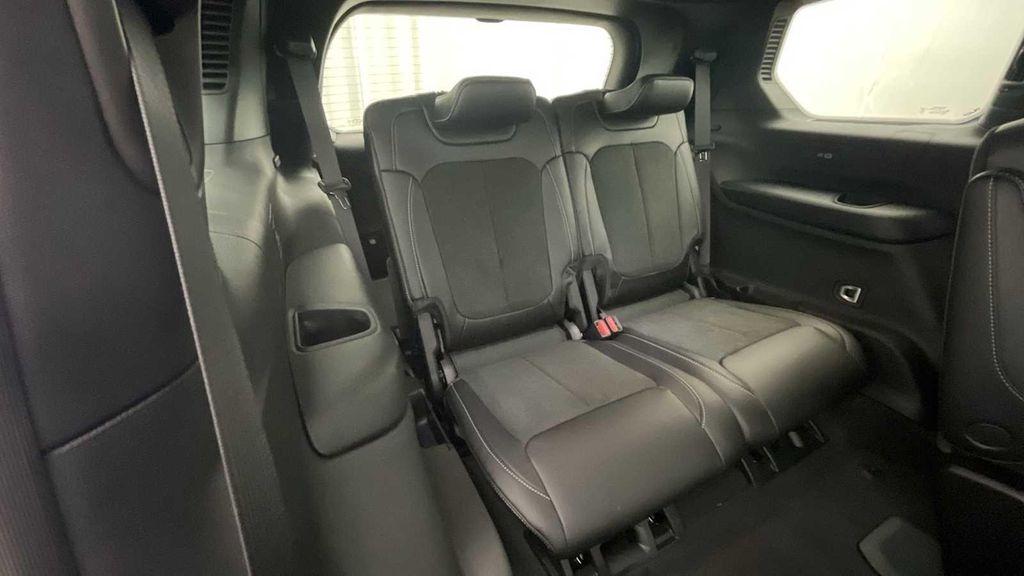 new 2025 Jeep Grand Cherokee L car, priced at $41,940