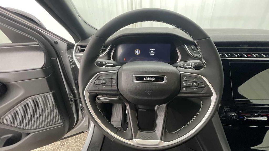 new 2025 Jeep Grand Cherokee L car, priced at $41,940