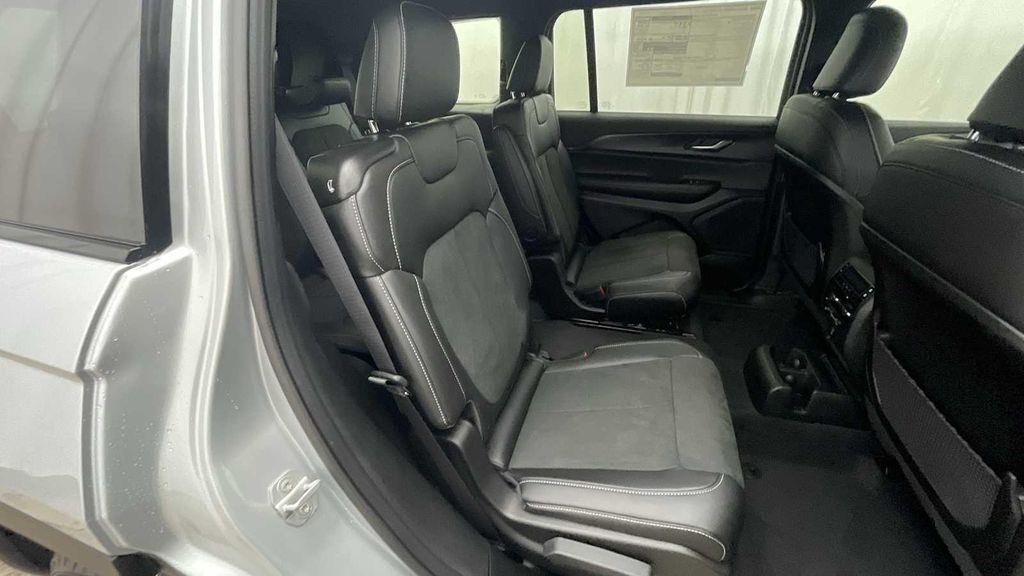 new 2025 Jeep Grand Cherokee L car, priced at $41,940