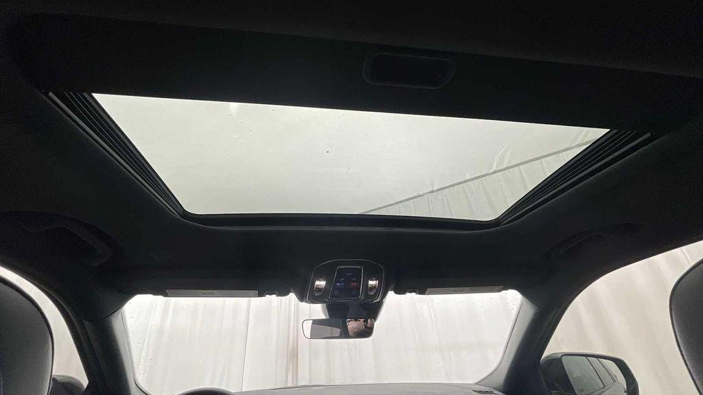 new 2025 Jeep Grand Cherokee car, priced at $45,370