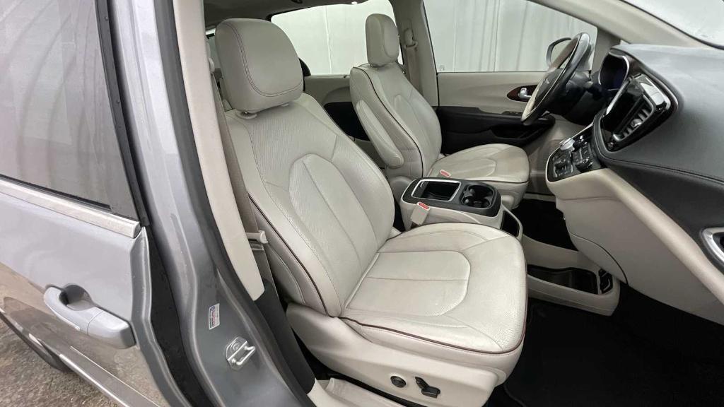 used 2019 Chrysler Pacifica car, priced at $16,500