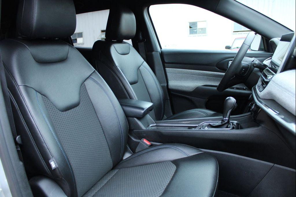 used 2024 Jeep Compass car, priced at $18,990