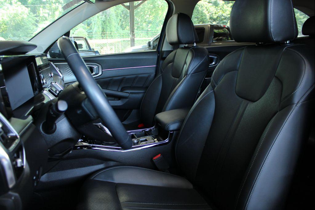 used 2023 Kia Sorento car, priced at $25,463